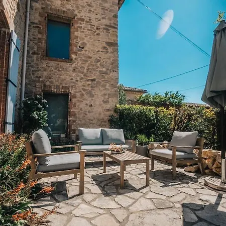 펜션 Maison De Village Avec Piscine *
