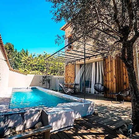 Maison De Village Avec Piscine