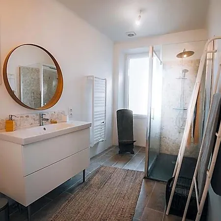 Maison De Village Avec Piscine Feriehus *