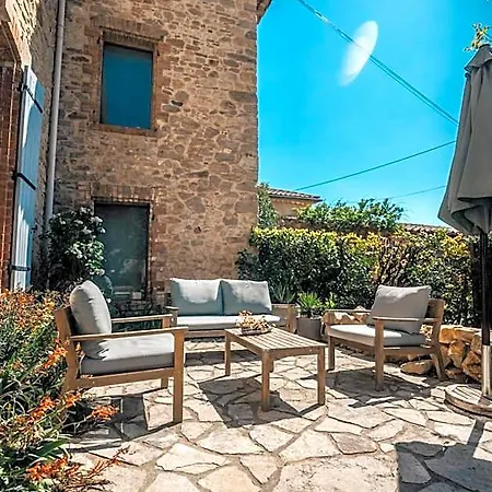 Maison De Village Avec Piscine Hébergement de vacances