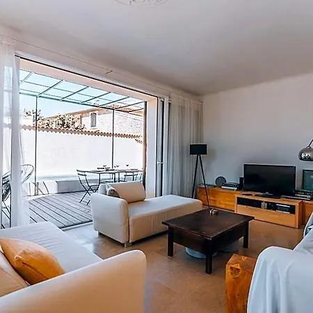 Feriehus Maison De Village Avec Piscine