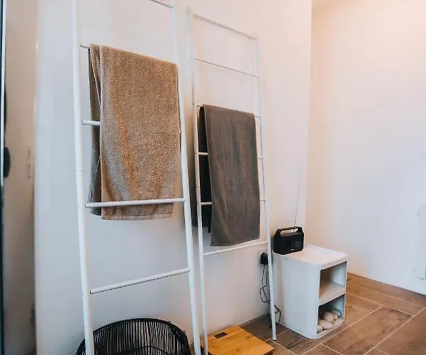 Maison De Village Avec Piscine